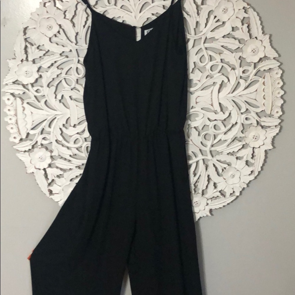 LA VI solid black jumpsuit size L
